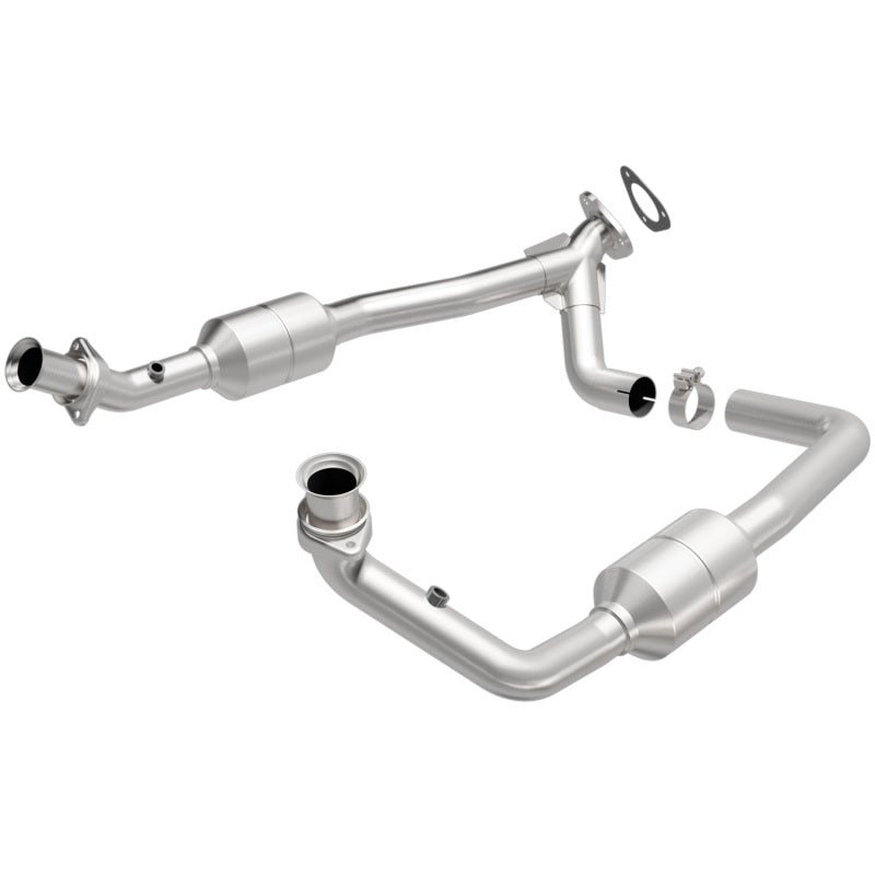 MagnaFlow Direct Fit Catalytic Converter 00-03 Ford E150 5.4L - 51378