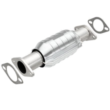 Load image into Gallery viewer, MagnaFlow Direct Fit Catalytic Converter 03-06 Kia Sorento 3.5L rear - 49924