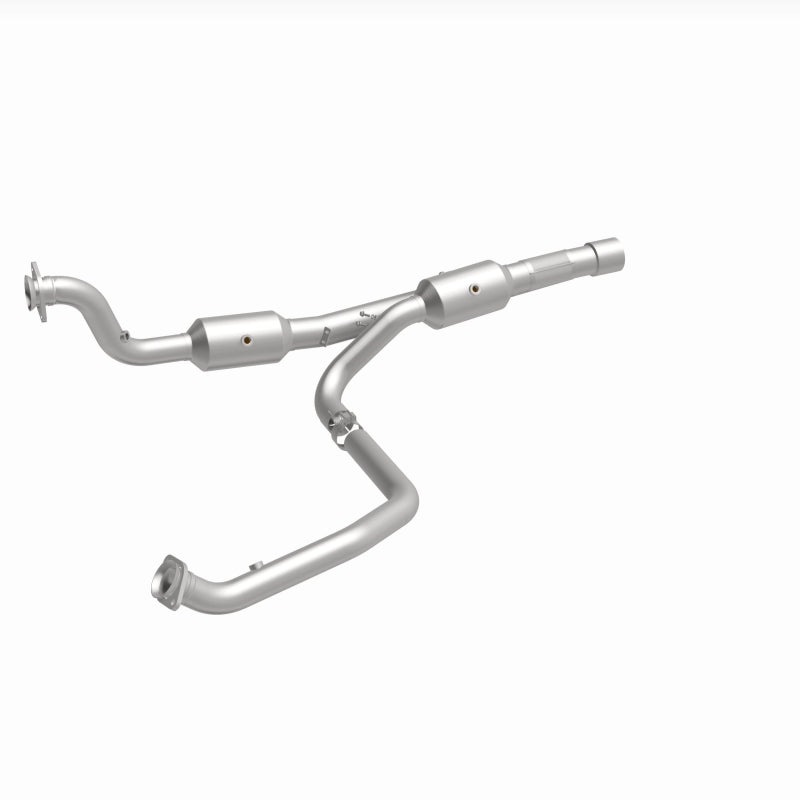 Magnaflow 15-16 Ram 2500 6.4L California Grade CARB Compliant DF Catalytic Converter - 5551513