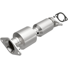 Load image into Gallery viewer, MagnaFlow Direct Fit Catalytic Converter 13-15 Hyundai Veloster 1.6L Underbody - 52855