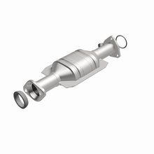 Load image into Gallery viewer, MagnaFlow Direct Fit Catalytic Converter 95 Honda Odyssey 2.2L - 27401