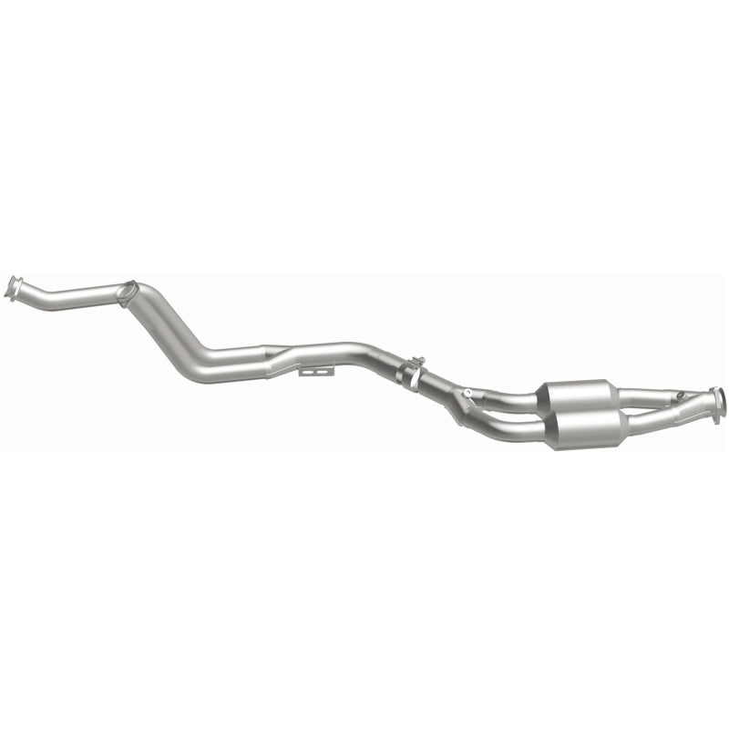 MagnaFlow Direct Fit Catalytic Converter 94-97 Mercedes C280 2.8L - 23580