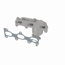 Load image into Gallery viewer, MagnaFlow Direct Fit Catalytic Converter 02-06 Hyundai Sonata 2.7L - 452021