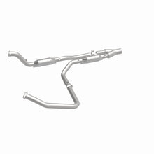 Load image into Gallery viewer, MagnaFlow Direct Fit Catalytic Converter 04-07 Dodge Ram 5.7L - 51358