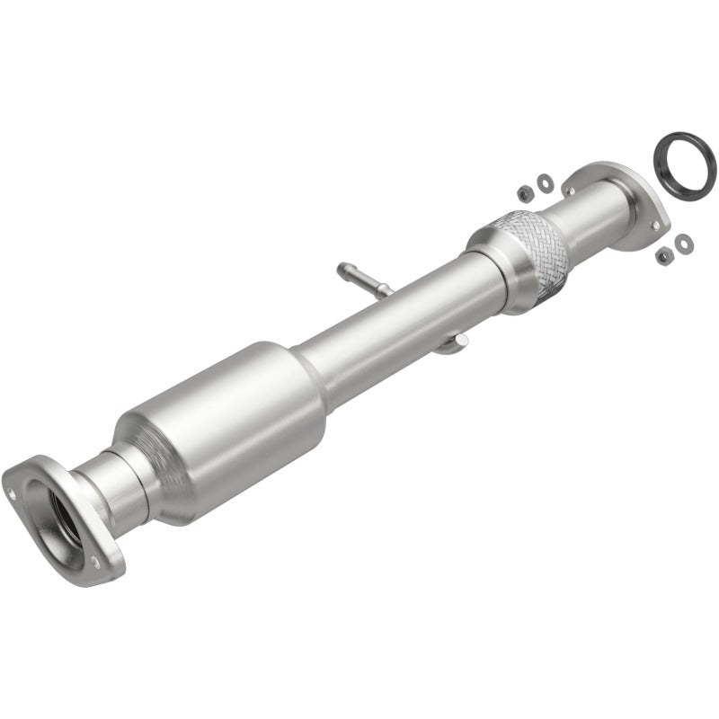 MagnaFlow Direct Fit Catalytic Converter 14-15 Toyota Highlander 3.5L - 52534