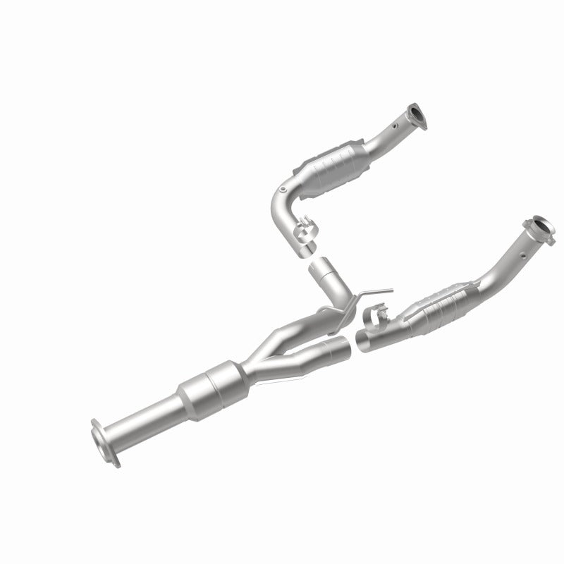 MagnaFlow Direct Fit Catalytic Converter 11-13 Chev Silverado 2500 HD/3500 HD 6.0L - 51812