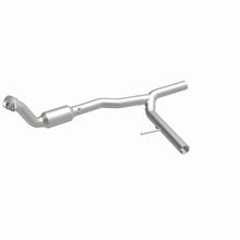 Load image into Gallery viewer, MagnaFlow 05-06 Ford F-150 4.2L Direct Fit Converter - 4651154