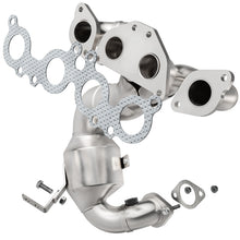 Load image into Gallery viewer, MagnaFlow Direct Fit Catalytic Converter 05-11 Volvo XC90 4.4L Rear - 51863