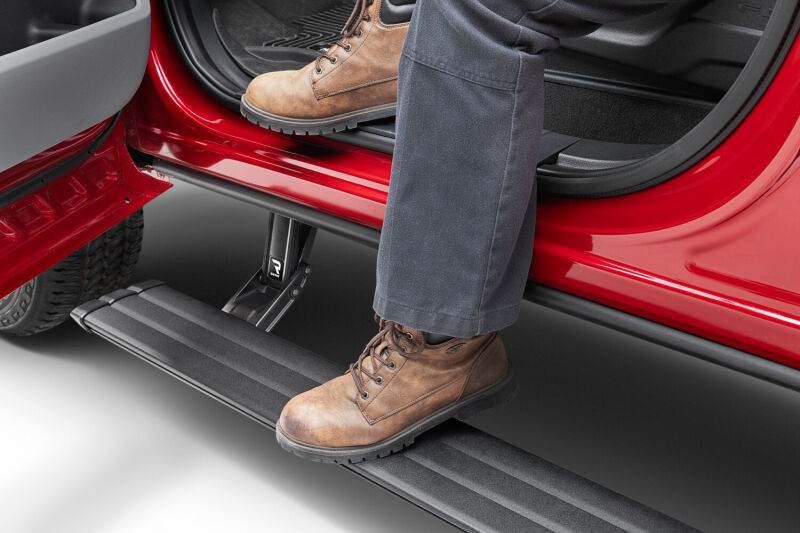 AMP Research 17-19 Ford Super Duty F-250/F-350/F-450 PowerStep Vision - 96235-01A