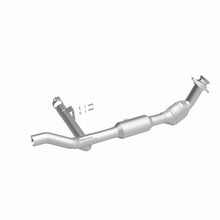Load image into Gallery viewer, MagnaFlow 01-03 Ford F150 XL/XLT V6 4.2L OEM Grade / EPA Compliant Direct-Fit Catalytic Converter - 21-249