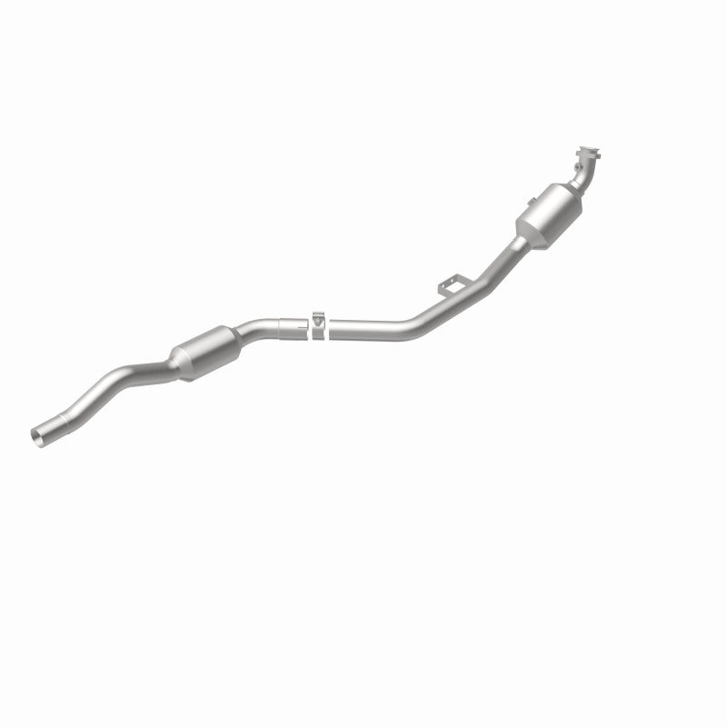 MagnaFlow Direct Fit Catalytic Converter OEM 2007 Mercedes-Benz E350 Underbody - 69.125in Length - 5411666