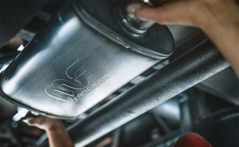 MagnaFlow Muffler Mag SS 24X5X8 2.5X2.5/2.5 C - 12368