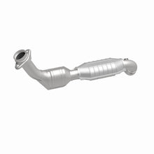 Load image into Gallery viewer, MagnaFlow Direct Fit Catalytic Converter 99 Ford F-150 4.6L - 23028