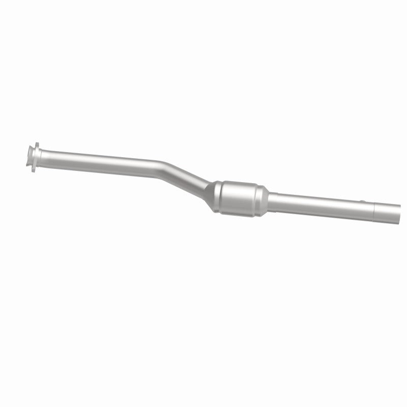 MagnaFlow Direct Fit Catalytic Converter 99-00 BMW 540i 4.4L PS Rear - 49786