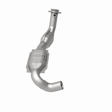 Load image into Gallery viewer, MagnaFlow Direct Fit Catalytic Converter 01 Ford Trucks 4.6L - 51171