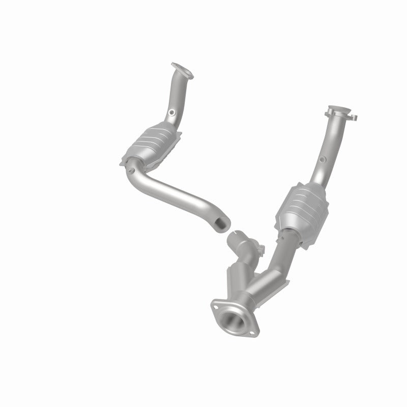 MagnaFlow 2003 Chevrolet SSR 5.3L Direct Fit Converter - 4451640