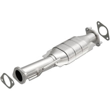 Load image into Gallery viewer, MagnaFlow Direct Fit Catalytic Converter 09-11 GMC Acadia 3.6L - 51579