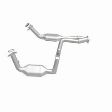 Load image into Gallery viewer, MagnaFlow Conv DF 02-06 Cadillac Escalade / 02-06 Chevy Avalanche 5.3L Dual Conv Y-Pipe Assembly 2WD - 93419