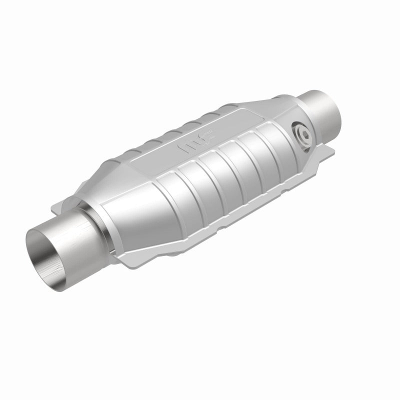 MagnaFlow Universal Catalytic Converter 3in In/Out Center/Center Oval w/ 02 Sensor - 51039
