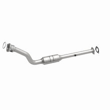 Load image into Gallery viewer, MagnaFlow Direct Fit Catalytic Converter 98-01 GM MidSize 3.1L - 51814