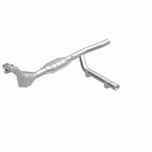 Load image into Gallery viewer, MagnaFlow Direct Fit Catalytic Converter 97-98 Ford Expedition 4.6 - 93130
