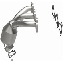 Load image into Gallery viewer, MagnaFlow Direct Fit Catalytic Converter 02-06 Hyundai Sonata 2.7L - 452018