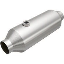 Load image into Gallery viewer, MagnaFlow 99-03 Honda Odyssey V6 3.5L California Grade CARB Compliant Universal Catalytic Converter - 4451354