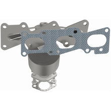 Load image into Gallery viewer, MagnaFlow Direct Fit Catalytic Converter 07-08 Hyundai Veracruz 3.8L - 51201