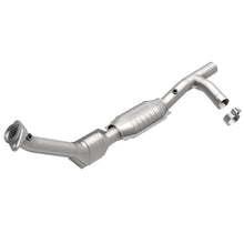 Load image into Gallery viewer, MagnaFlow Direct Fit Catalytic Converter 99-00 Ford Trucks 5.4L - 447118
