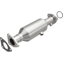 Load image into Gallery viewer, MagnaFlow DF Cat. Conv 97-99 Acura CL 3.0L/99 TL 3.2L / 98-02 Honda Accord 3.0L/99-02 Odyssey 3.5L - 27402