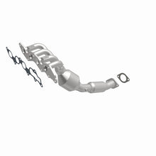 Load image into Gallery viewer, MagnaFlow 05-06 Ford Focus 2.0L Direct Fit Converter - 5531393