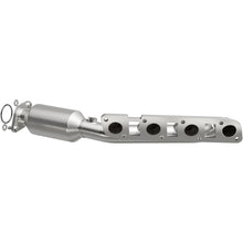 Load image into Gallery viewer, MagnaFlow 11-13 QX56 V8 5.6 OEM Manifold Direct Fit Converter - 22-035
