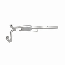 Load image into Gallery viewer, MagnaFlow Direct Fit Catalytic Converter 96-99 Ram 1500/2500/3500 - 51274
