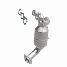 Load image into Gallery viewer, MagnaFlow Direct Fit Catalytic Converter 2007 Chrysler Pacifica 4.0L - 51481