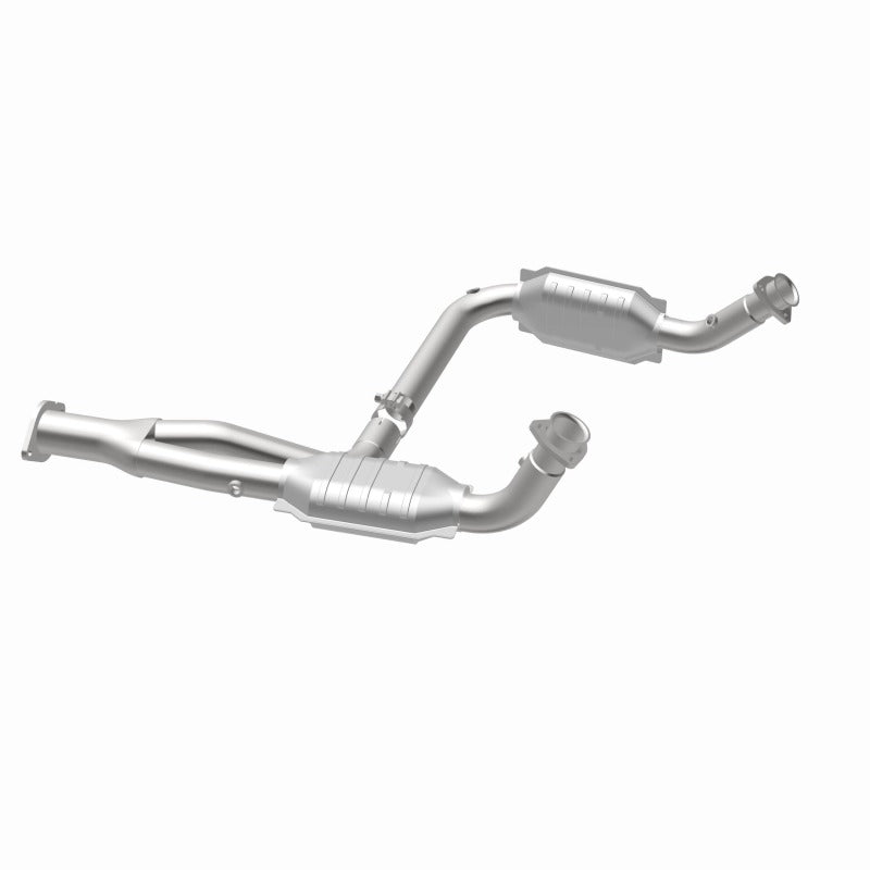 MagnaFlow Direct Fit Catalytic Converter 00-01Tahoe/Yukon V8 5.7L - 93603