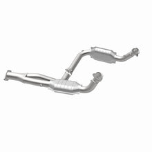 Load image into Gallery viewer, MagnaFlow Direct Fit Catalytic Converter 00-01Tahoe/Yukon V8 5.7L - 93603