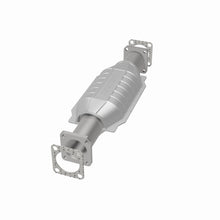 Load image into Gallery viewer, MagnaFlow Direct Fit Catalytic Converter 91-94 Isuzu Rodeo 3.1L V6 - 3391657