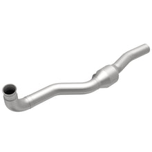 Load image into Gallery viewer, MagnaFlow Direct Fit Catalytic Converter 06- GM Silv/Sierra 6.6L - 60502