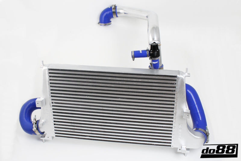 do88 02-09 SAAB 9-5 2.0T/2.3T/Aero (B205/B235) Automatic BigPack Intercooler Kit w/Blue Hoses - BIG-100-B