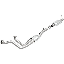 Load image into Gallery viewer, MagnaFlow Direct Fit Catalytic Converter 96 Ford F-150 4.9L - 447245