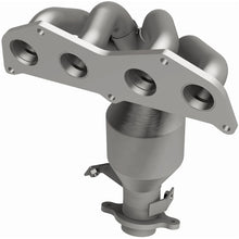 Load image into Gallery viewer, MagnaFlow Direct Fit Catalytic Converter 2009-2010 Pontiac Vibe 2.4L - 51078