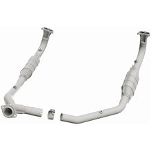 Load image into Gallery viewer, MagnaFlow DF Cat. Conv 97 Land Rover Defender 90 4.0L Y-Pipe Assy / 96-99 Discovery 4.0L Y-Pipe Assy - 93690