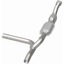 Load image into Gallery viewer, MagnaFlow Direct Fit Catalytic Converter 01-03 Ford F150 5.4L Passenger Side - 93448