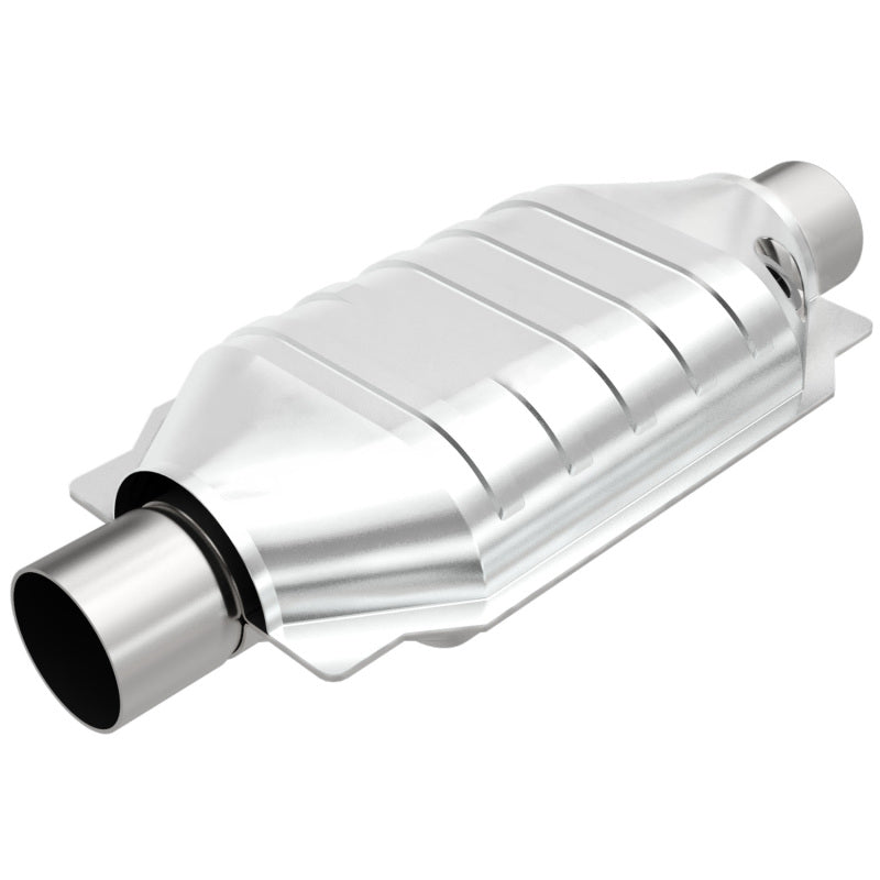 MagnaFlow Universal Catalytic Converter 3 Single O2 Boss - 93539