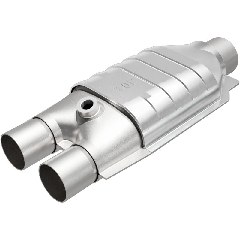 MagnaFlow 2.5in./2in. S/D CAOBDII Universal Converter - 4451337
