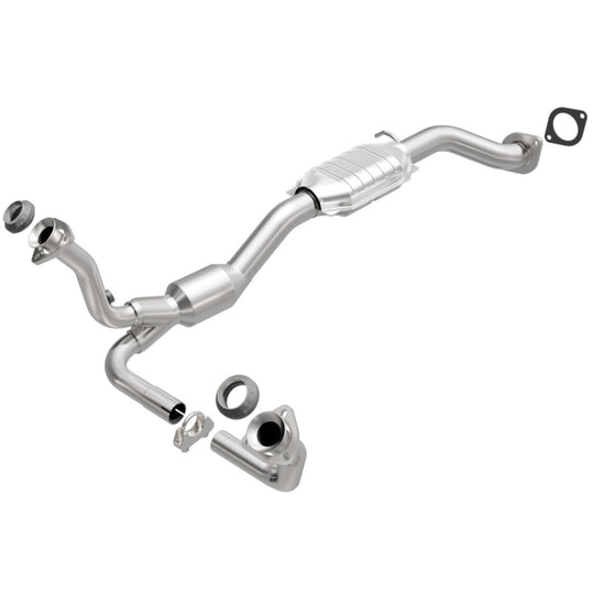 MagnaFlow Direct Fit Catalytic Converter 01-05 Chevy Blazer 4.3L 2WD - 49898