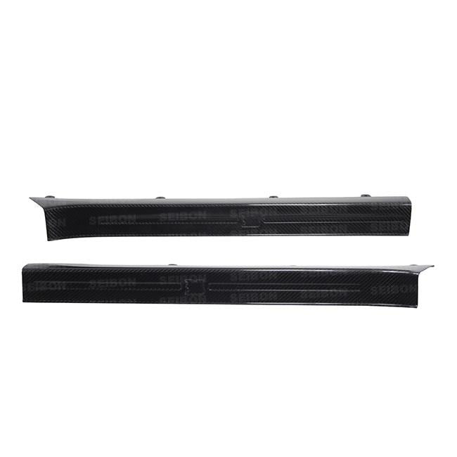 Seibon 09-10 Nissan GTR R35 OEM Style Carbon Fiber Door Sills (Pair) - DS0910NSGTR