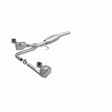 Load image into Gallery viewer, MagnaFlow Conv DF 00-03 Dakota 3.9L 2WD CA em - 93414