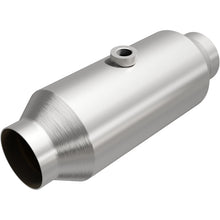 Load image into Gallery viewer, MagnaFlow Universal Catalytic Converter 2.5in CA Spun Mid-Bed - 4651356