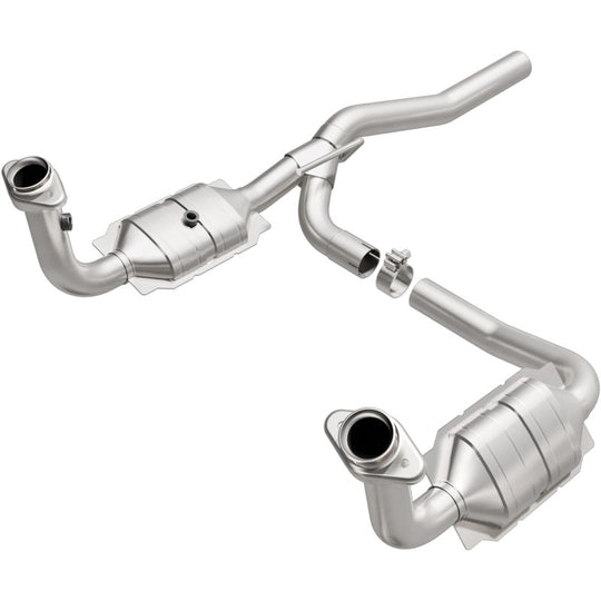 MagnaFlow Direct Fit Catalytic Converter 07-11 Dodge Nitro 4.0L - 51829